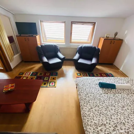 Central Urban Flat *